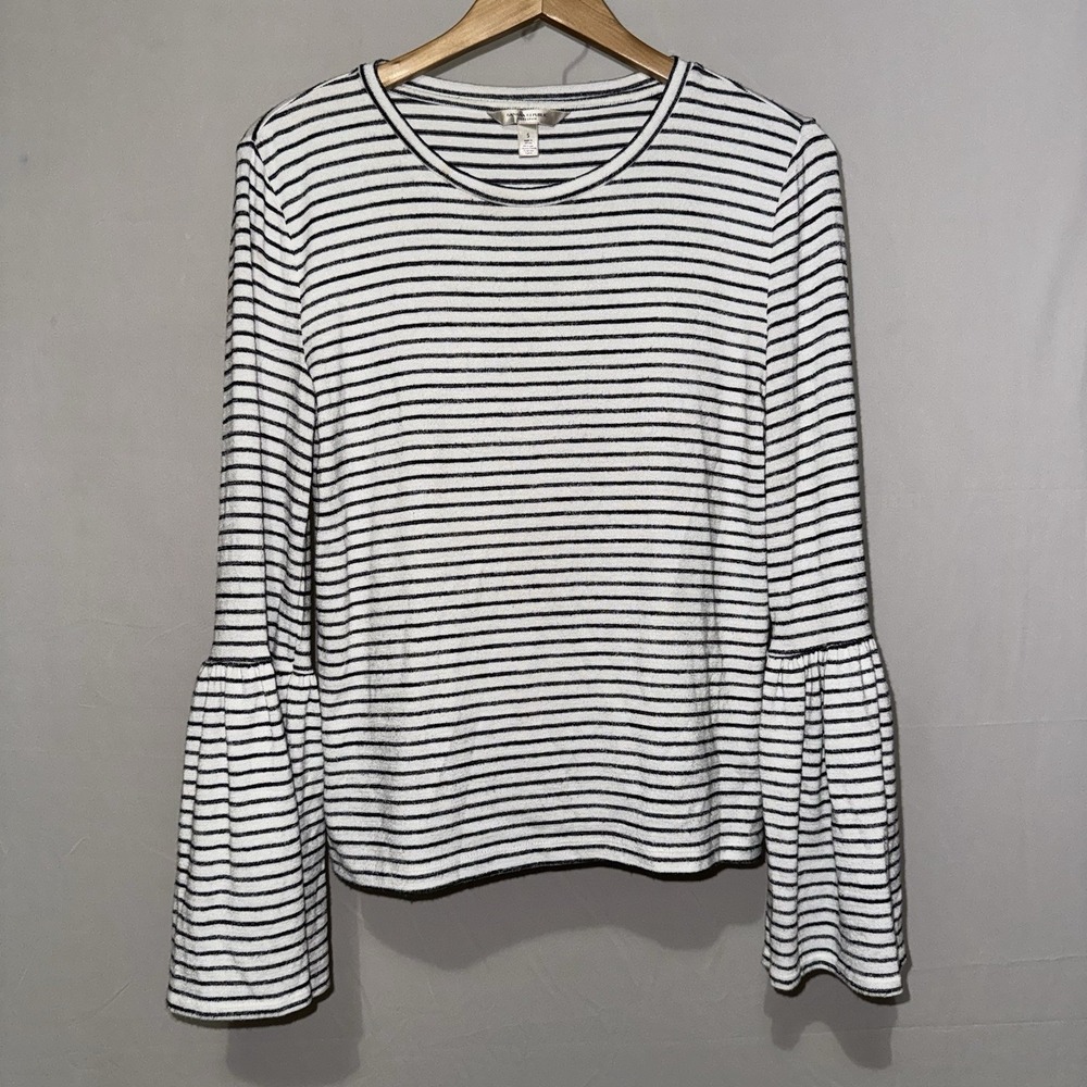 Banana Republic White Black Striped Knit Flutter Sleeve Crew Neck Blouse S